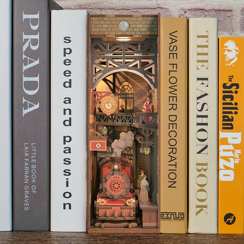 A Gőz Korszaka Könyvkuckó Tonecheer 164 darabos kirakó puzzle (TO - TQ125) - puzzlegarden