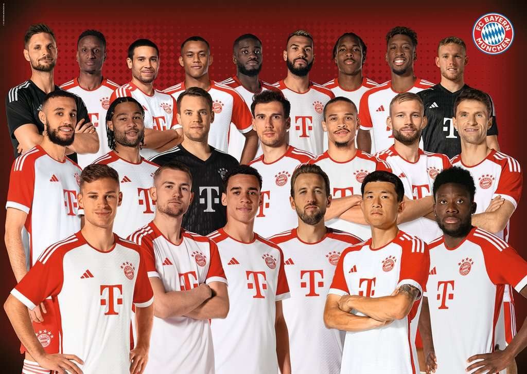 FC Bayern München 2023/2024 Ravensburger 1000 darabos kirakó puzzle (RA - 17543) - puzzlegarden