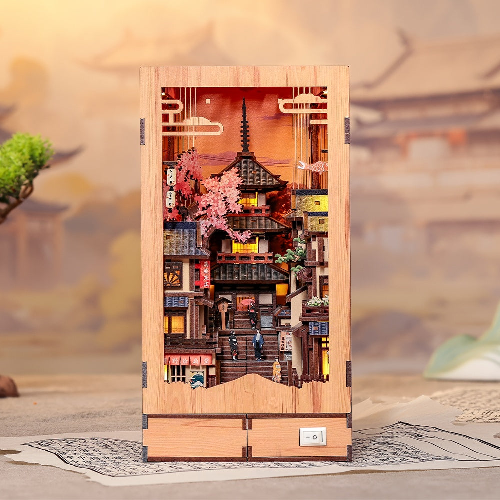 Cseresznyevirágos ösvény alkonyatkor – termékfotó