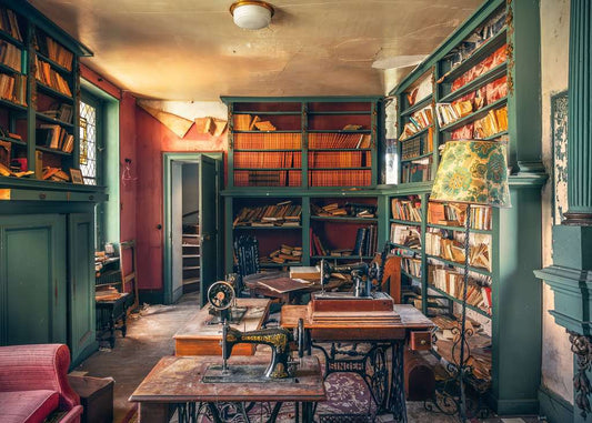 Lost Places - Titokzatos Kastélykönyvtár Ravensburger 1000 darabos kirakó puzzle (RA - 17101) - puzzlegarden