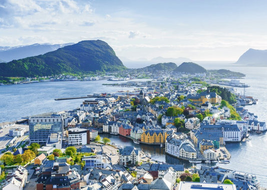 Alesund, Norvégia Ravensburger 1000 darabos kirakó puzzle (RA - 19844) - puzzlegarden