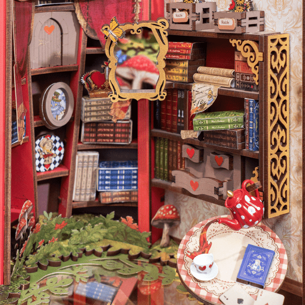 Rolife - Alice Kalandjai Robotime 300 darabos kirakó puzzle (RO - TGB12) - puzzlegarden